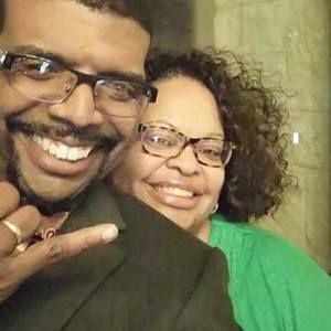 Meet your Posher, Lavelle